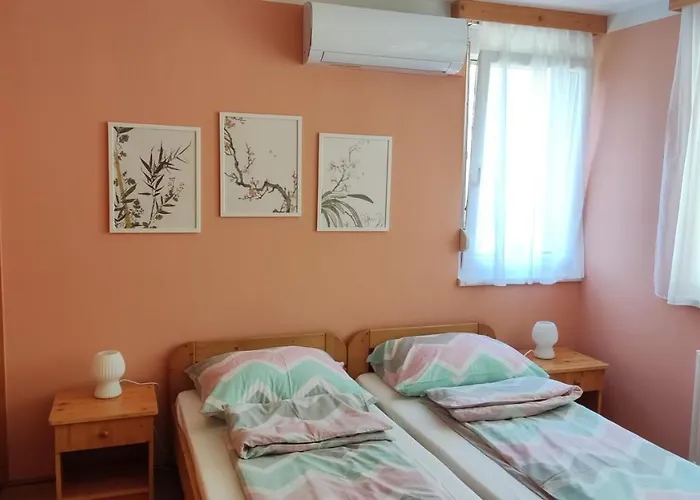 Agnes - Koezvetlen Balaton-parti Szallashely 아파트 *