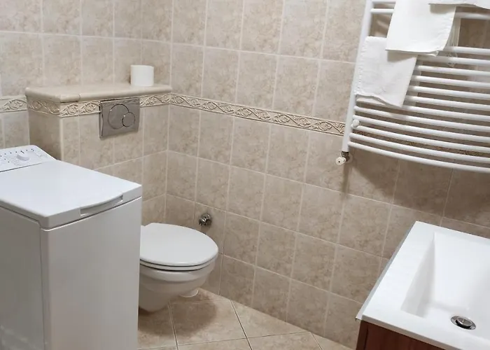 아파트 Agnes - Koezvetlen Balaton-parti Szallashely